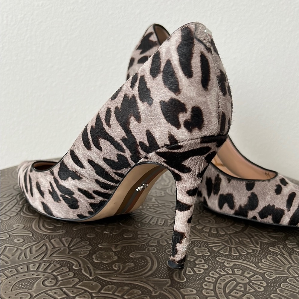 Hazel Leopard Print Women's Heels - Picture 2 of 5